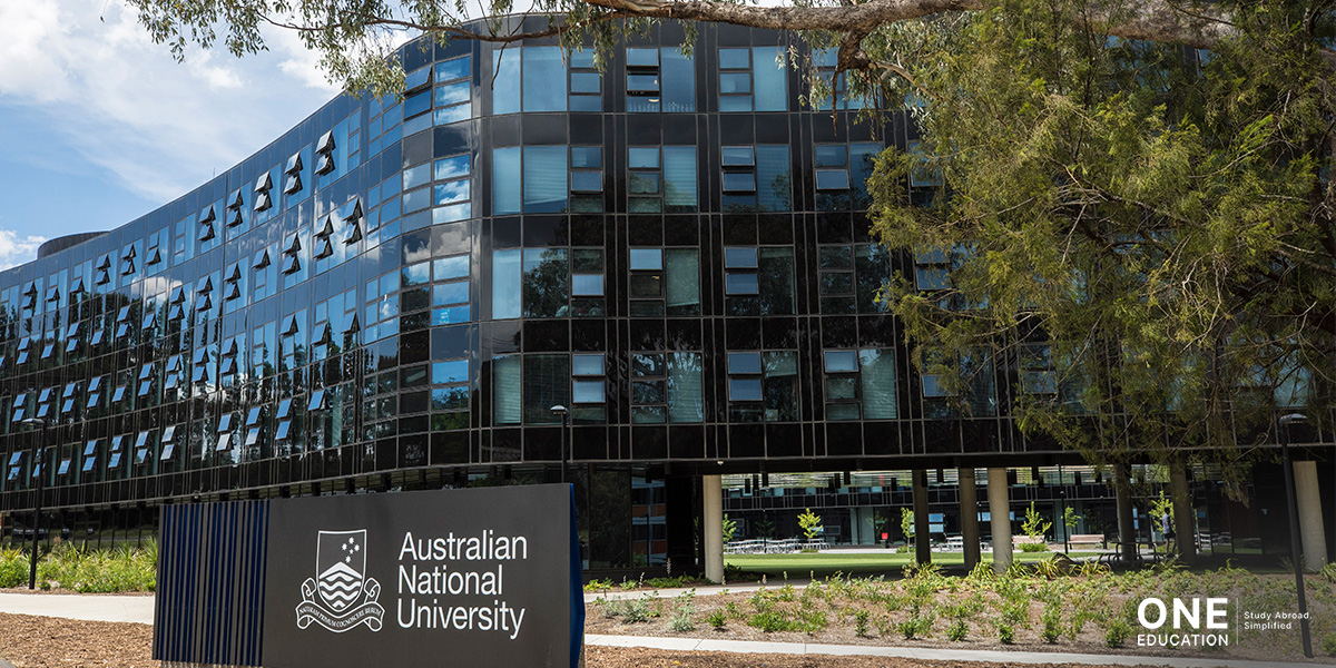มหาวิทยาลัยในแคนเบอร์ร่า Australian National University